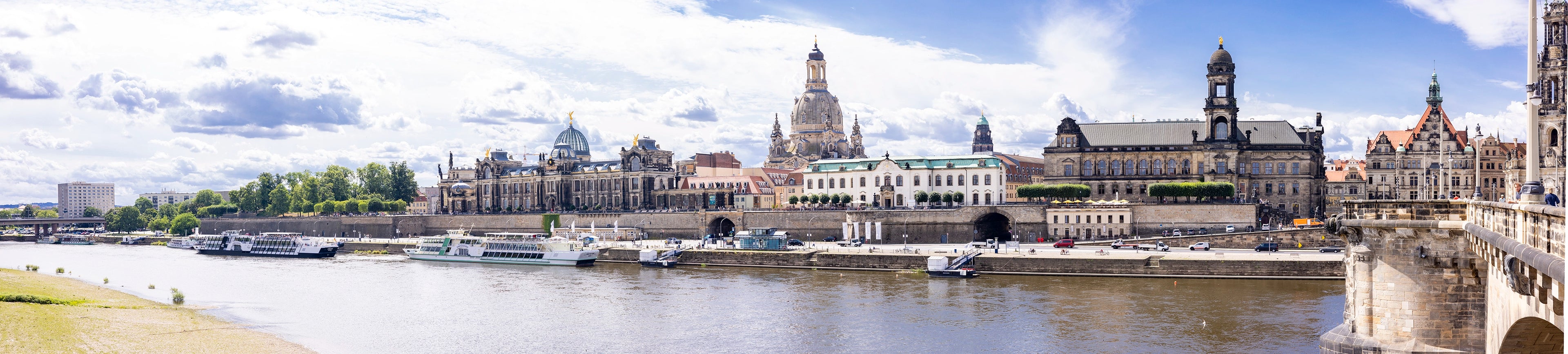Dresden, Panoramic, photo, historic, city center, elbe river, boats, summer